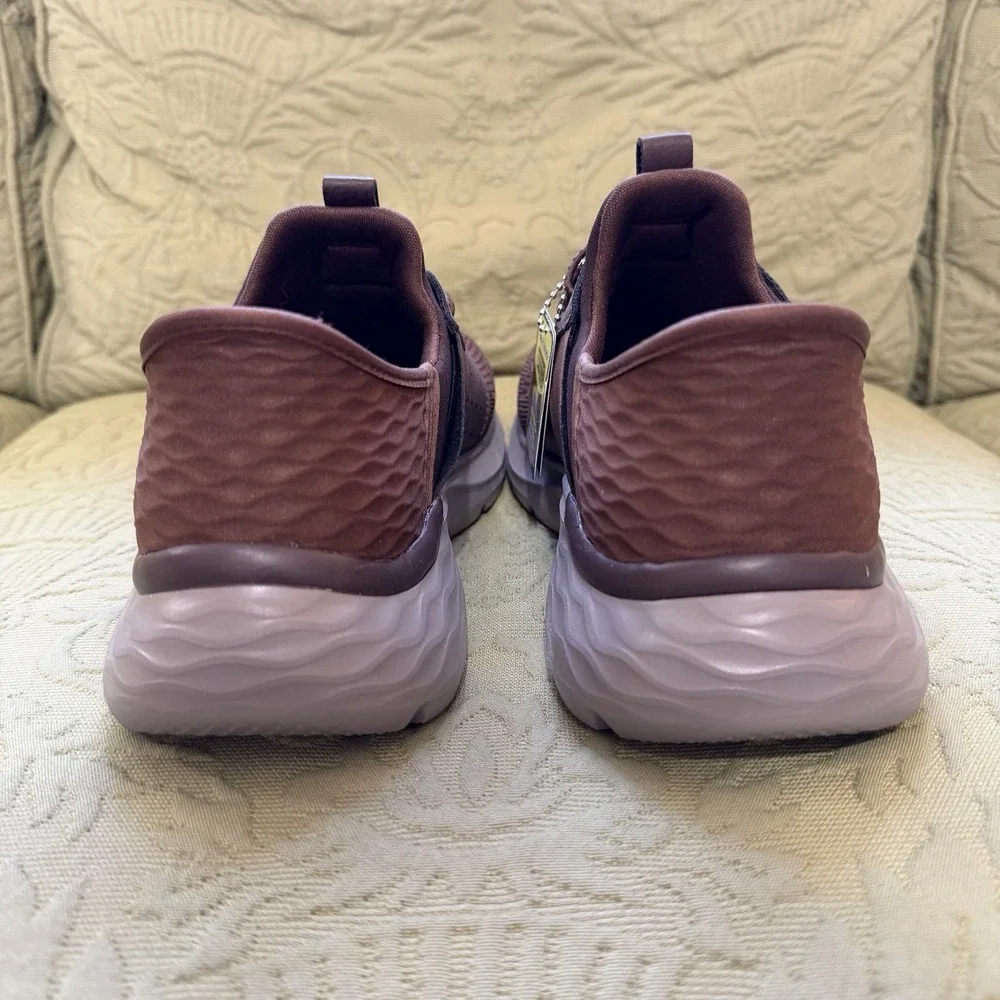 SKECHERS Garner Newick Men 8.5 Shoes Dark Brown Slipins Relax Fit Sneaker 210803
